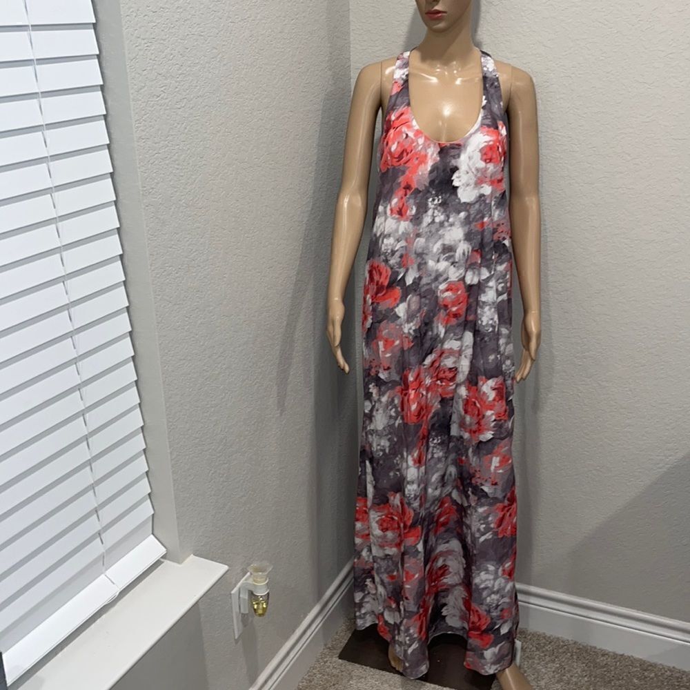NWT-Aakaa sexy maxi dress, with dramatic back.